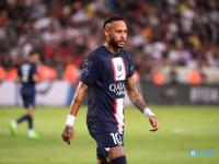 RayBet-内马尔在公牛比赛中关键助攻，高光表现引发热议！的简单介绍